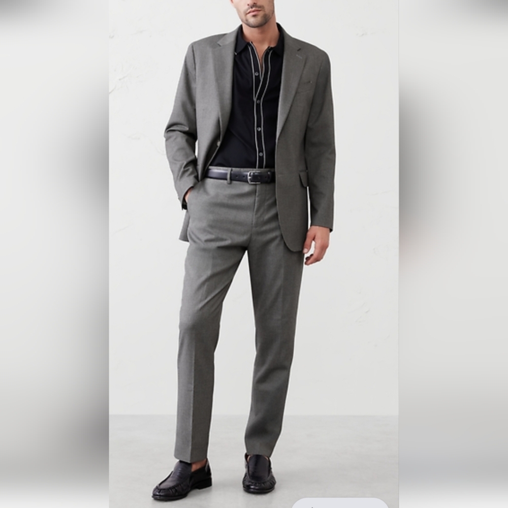 Banana Republic Men's Gray Suit Pants And Jacket